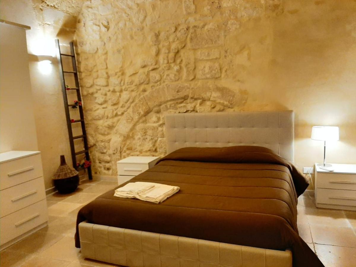 Dimora Salentina Via Scarambone Lecce Apartment Екстериор снимка