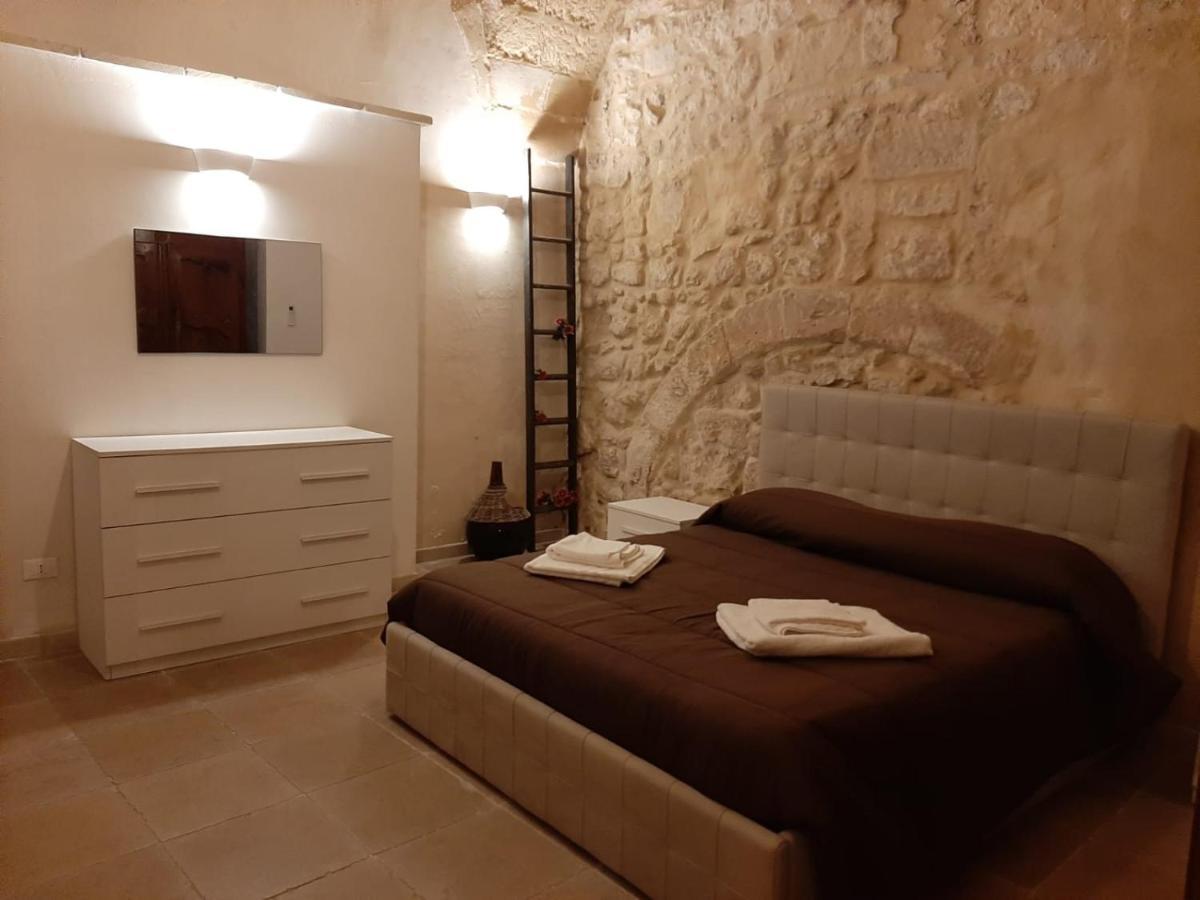 Dimora Salentina Via Scarambone Lecce Apartment Екстериор снимка